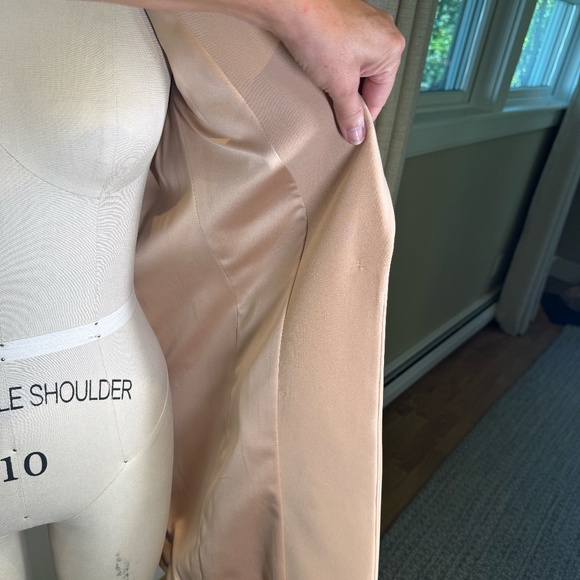 Classic Alice and Olivia Muriel Blazer/Coat with Scrunched Sleeves - Picture 7 of 8